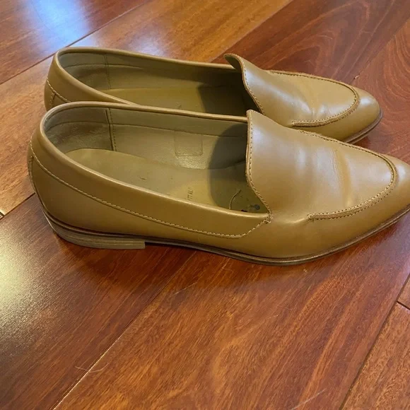 Everlane Women’s The Modern Loafers - Tan Leather Pointed Toe - Picture 4 of 6